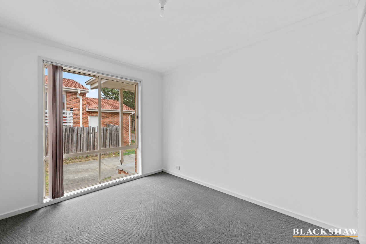 2/36 Kinsella Street Queanbeyan