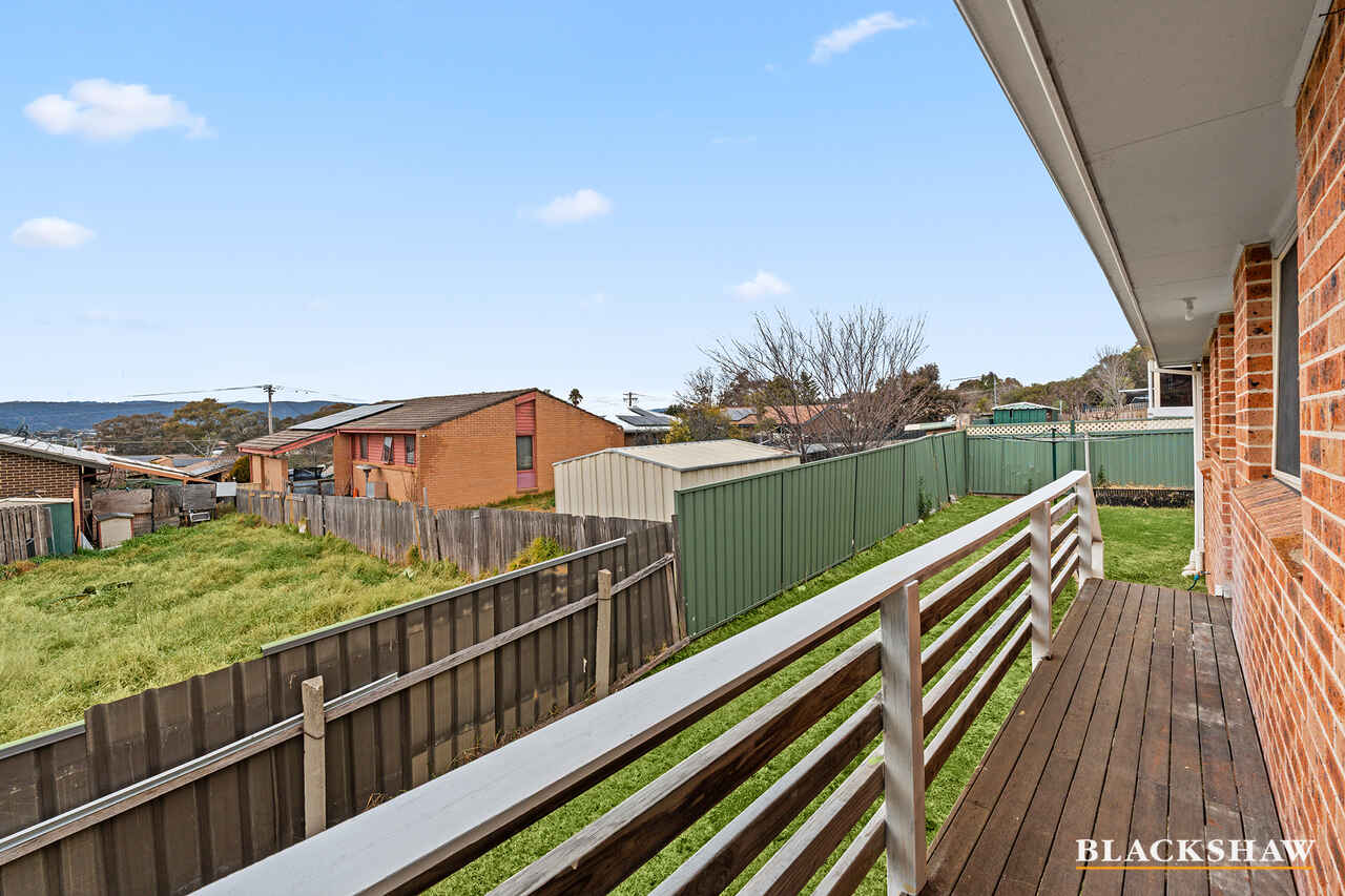 2/36 Kinsella Street Queanbeyan