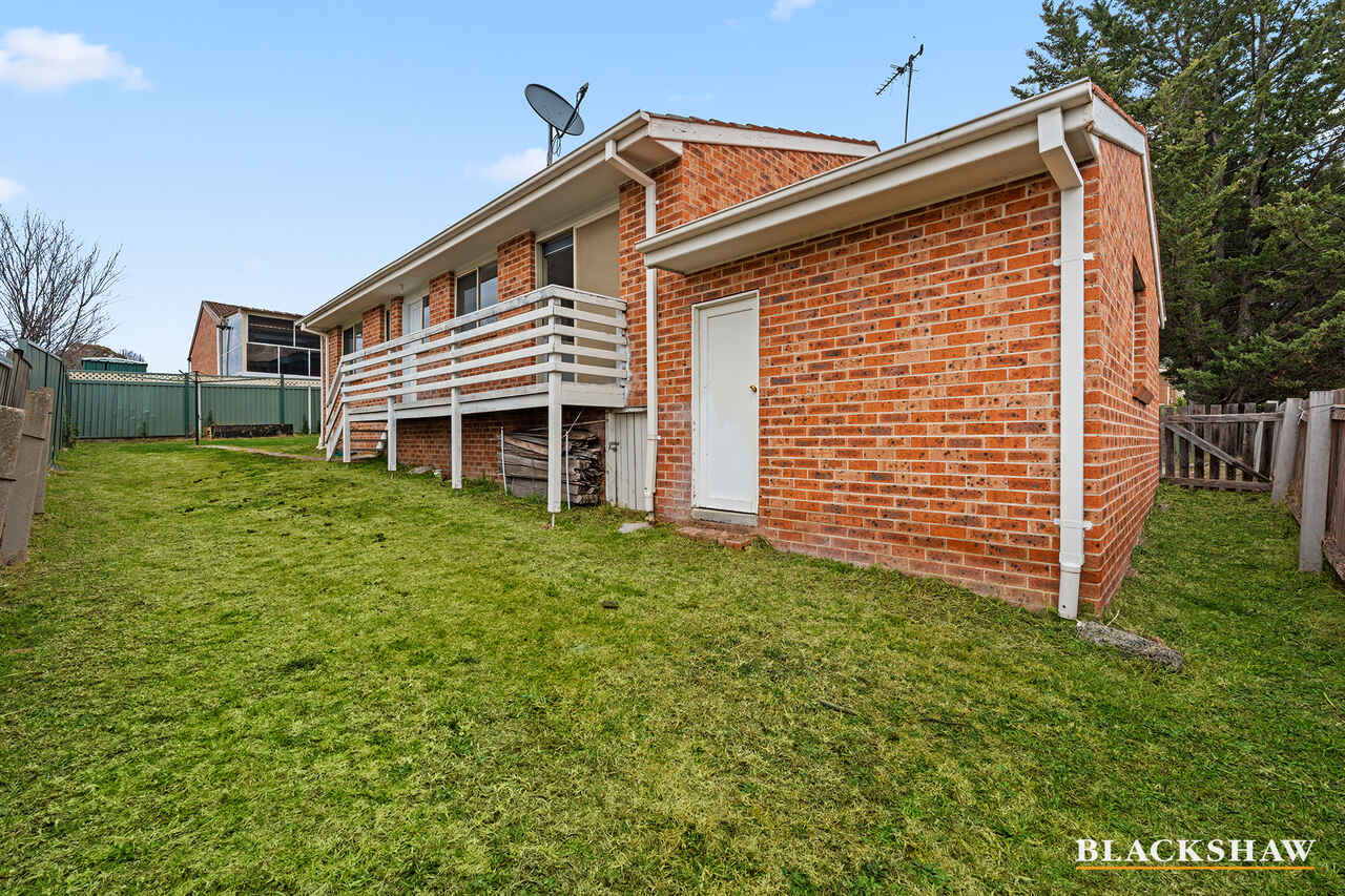 2/36 Kinsella Street Queanbeyan
