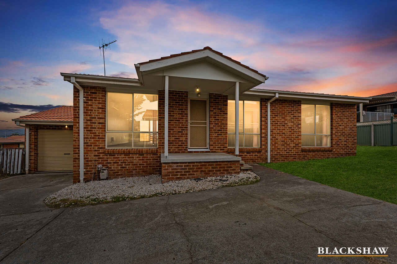 2/36 Kinsella Street Queanbeyan