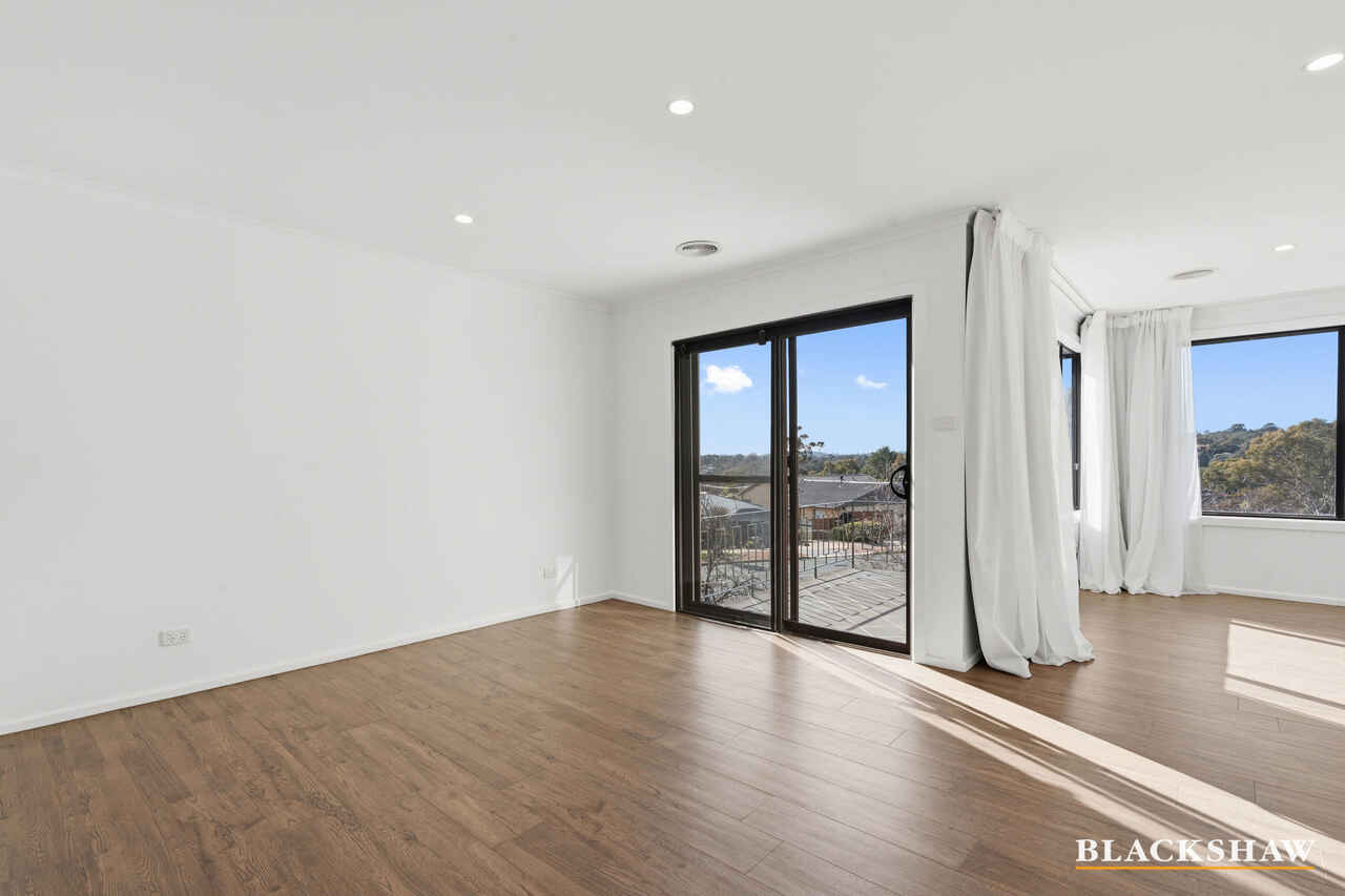 2 Eleanora Street Fisher