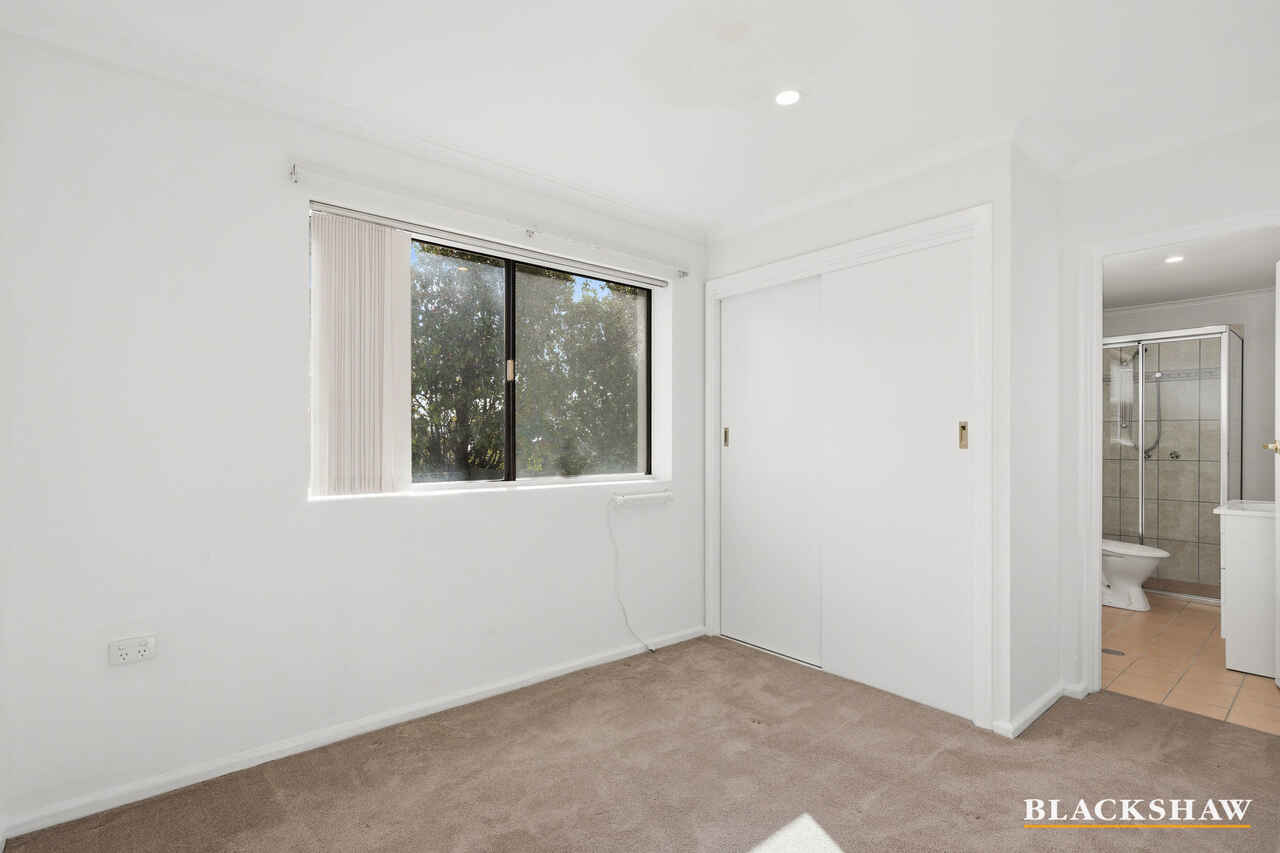 2 Eleanora Street Fisher