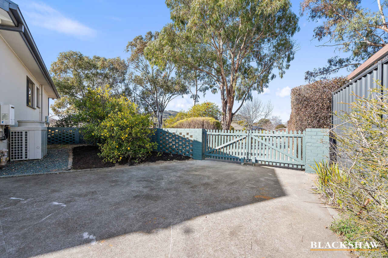 2 Eleanora Street Fisher
