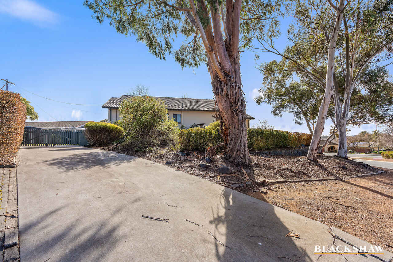 2 Eleanora Street Fisher