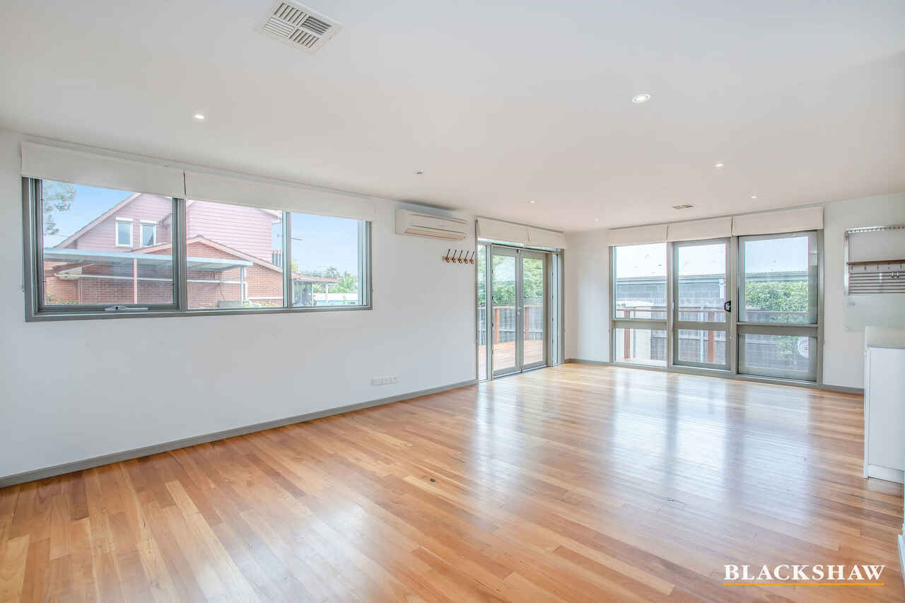 1/11 Cordeaux Street Duffy