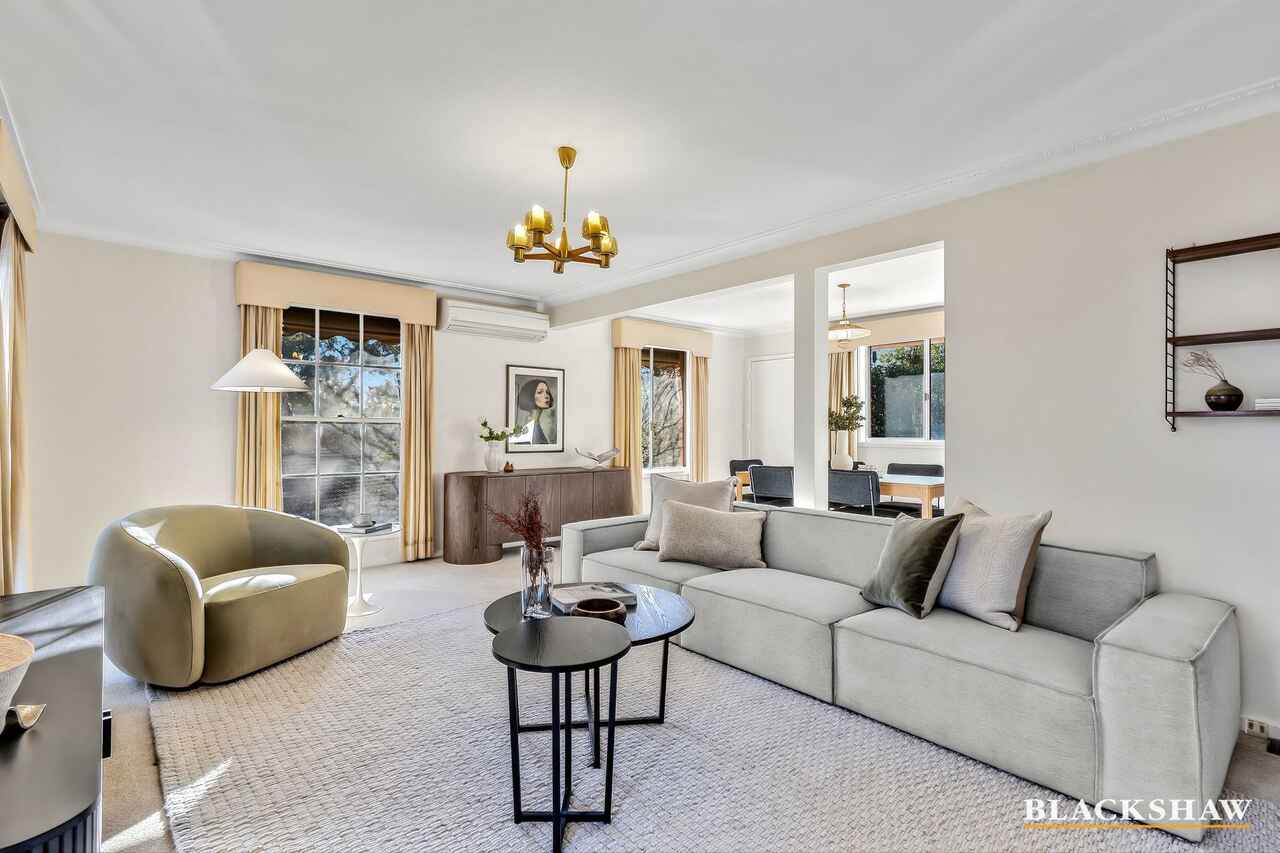 3 Curlewis Crescent Garran