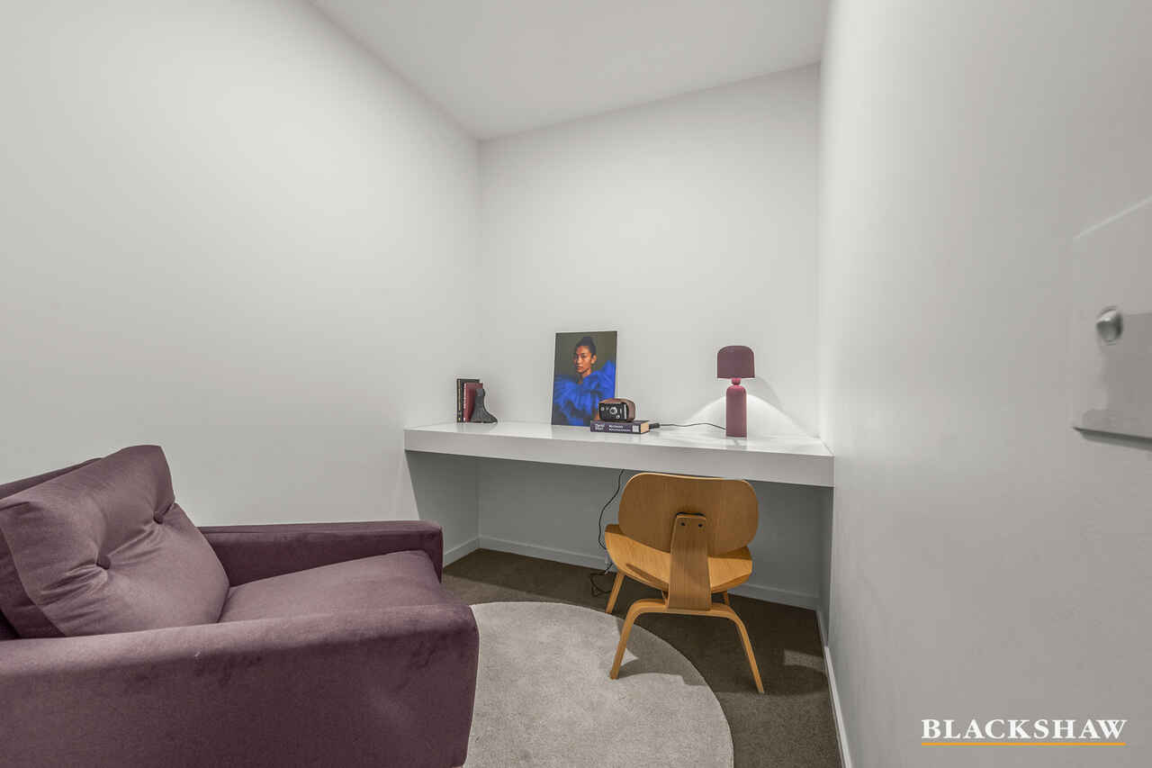 1107/19 Marcus Clarke Street City