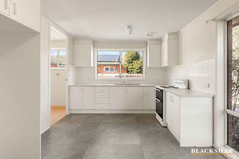 42 Atherton Street Downer