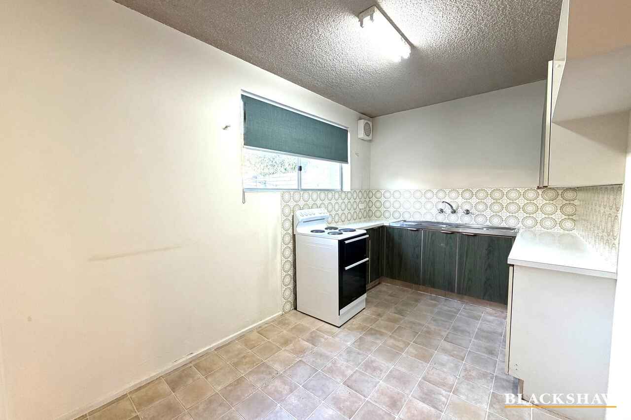 2/8 Yarrow Street Queanbeyan