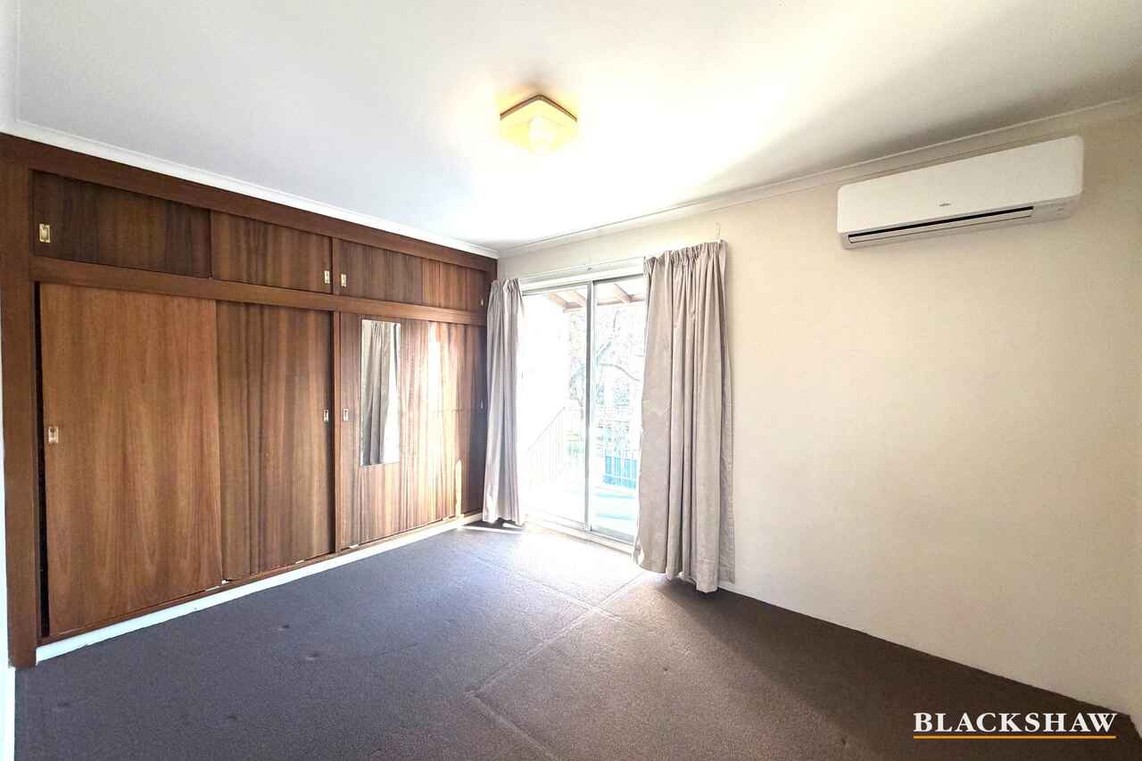 2/8 Yarrow Street Queanbeyan