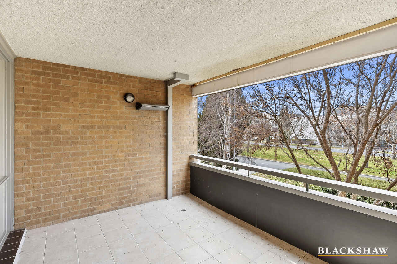 18/11 Howitt Street Kingston