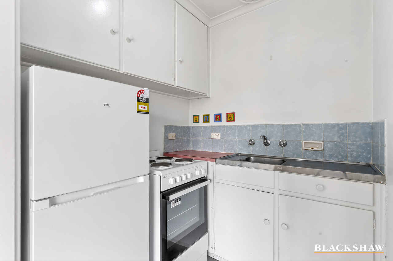 2/51 Hampton Circuit Yarralumla