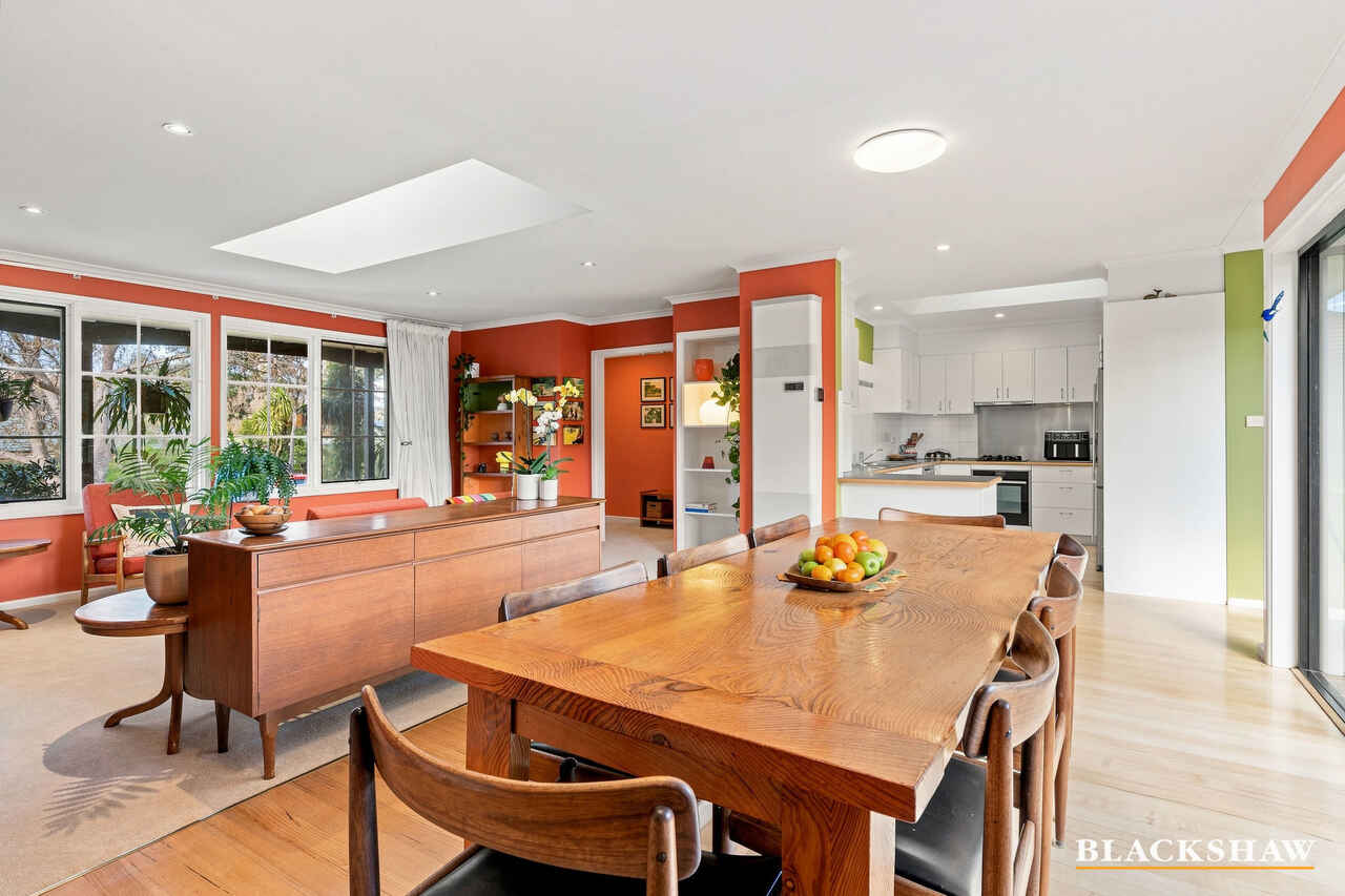 15 Fossey Street Holder