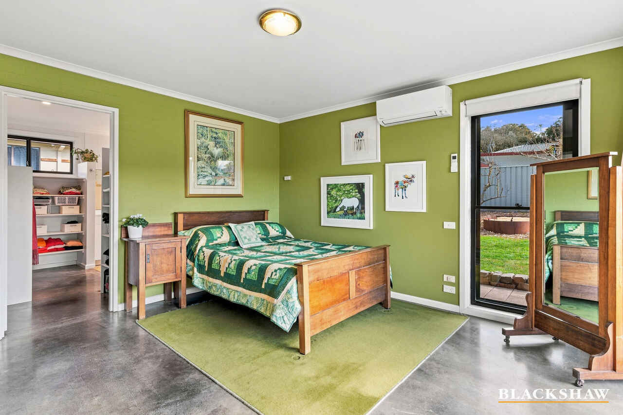 15 Fossey Street Holder