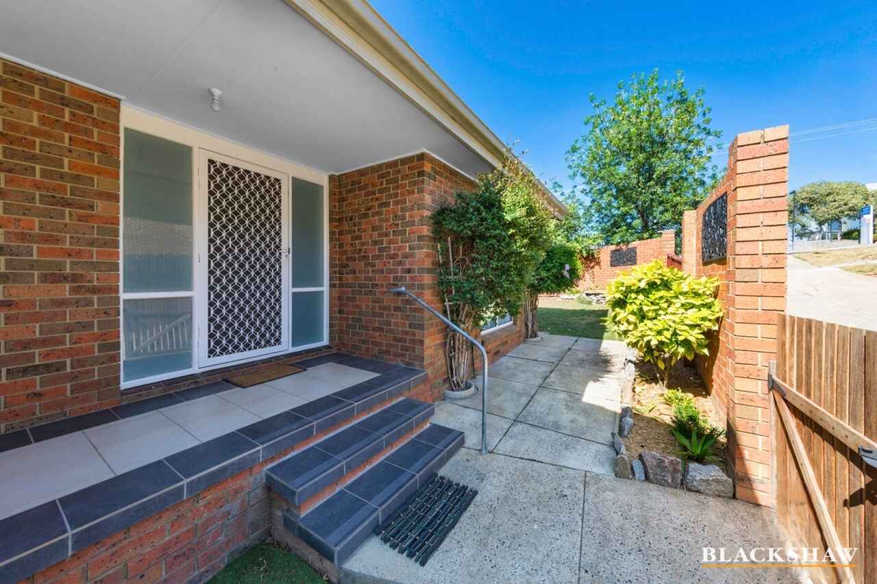1/92 Collett Street Queanbeyan