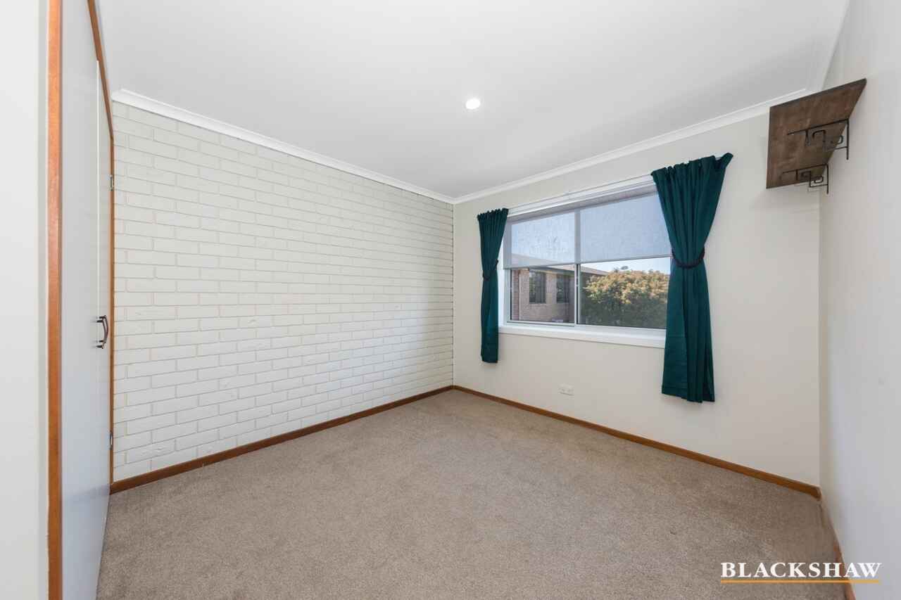 1/92 Collett Street Queanbeyan