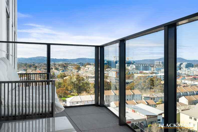 901/90 Swain Street Gungahlin