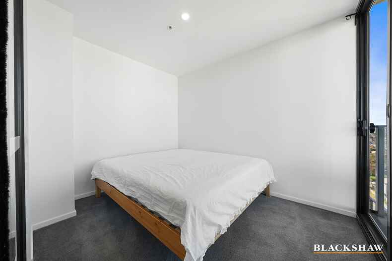 901/90 Swain Street Gungahlin