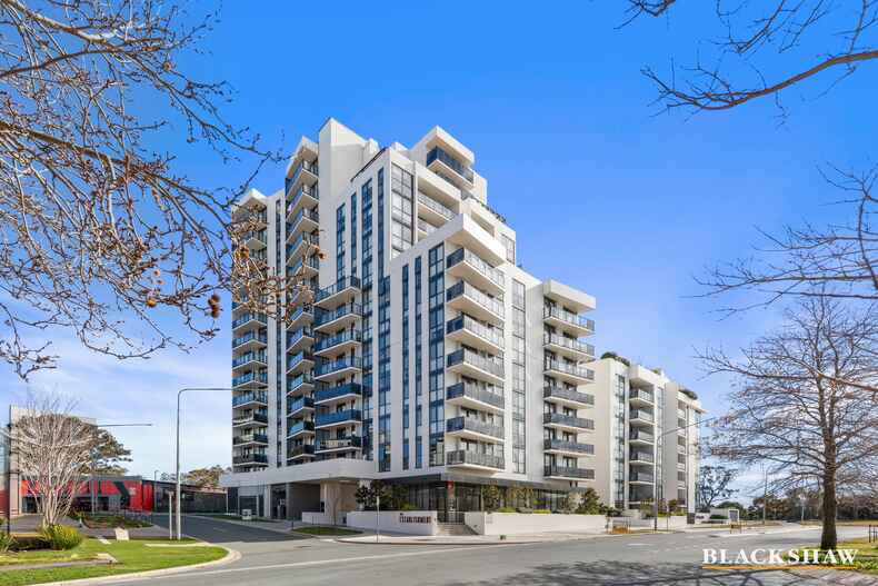 901/90 Swain Street Gungahlin