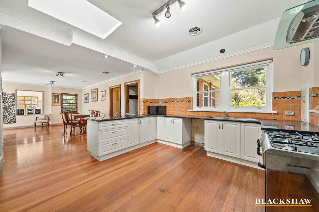 2 Tennyson Crescent Forrest