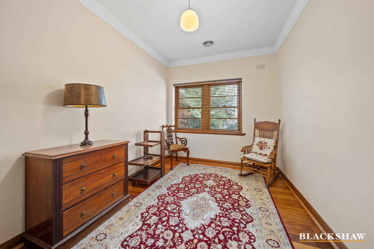 2 Tennyson Crescent Forrest