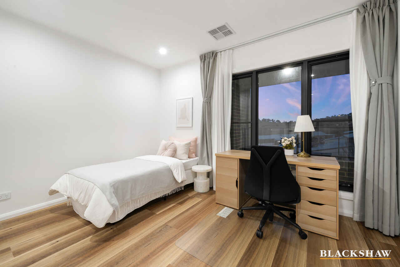 3 Lois Simpson Crescent Whitlam