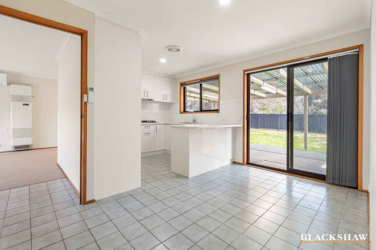 63 Sherwood Circuit Gordon