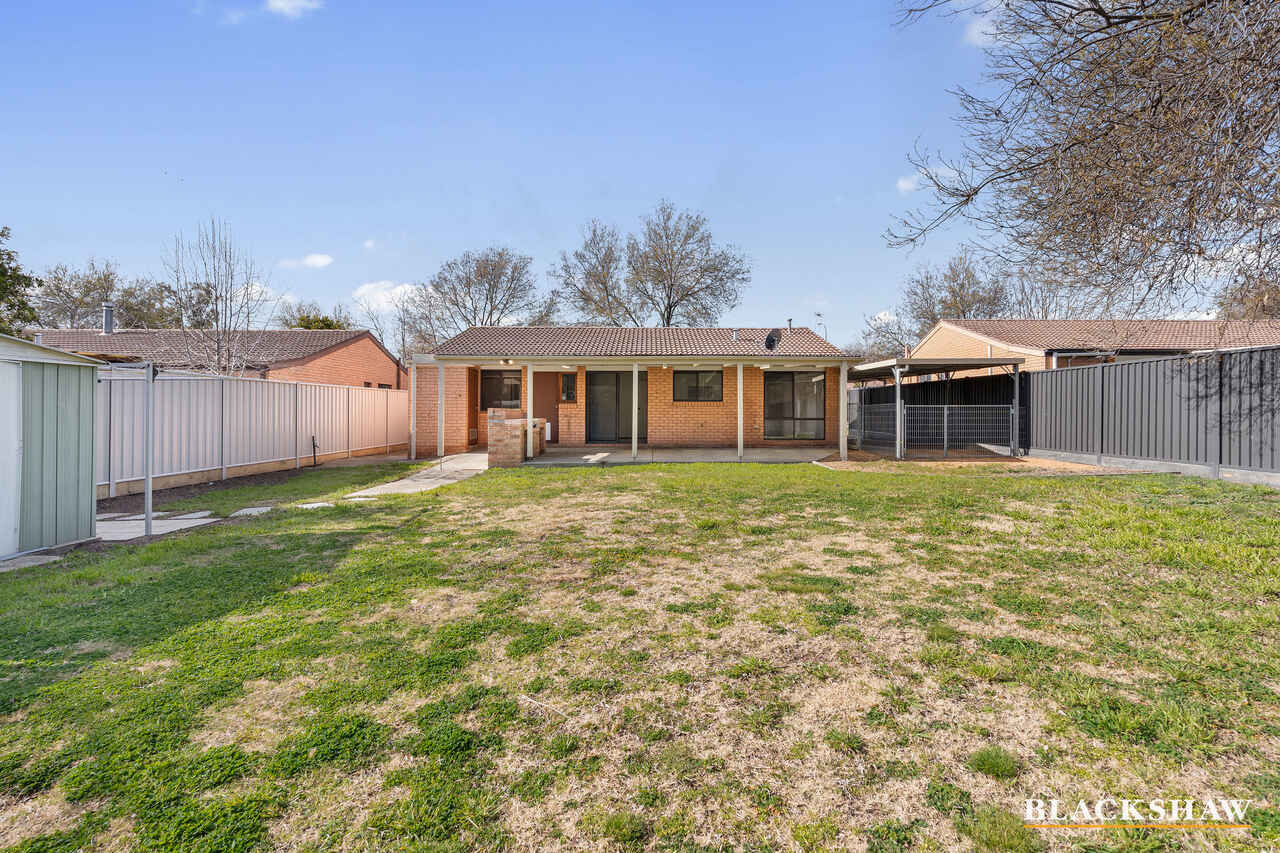 63 Sherwood Circuit Gordon