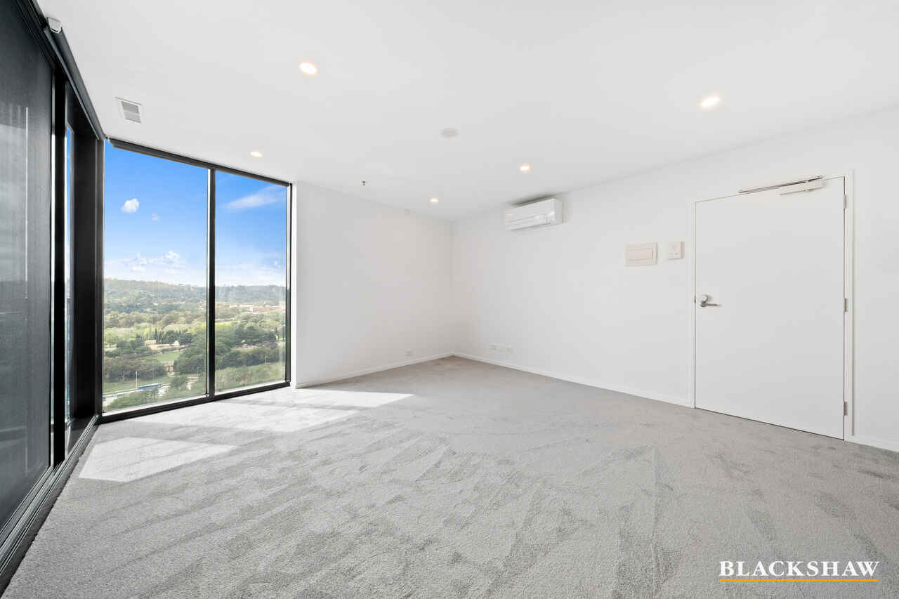 2301/15 Bowes Street Phillip