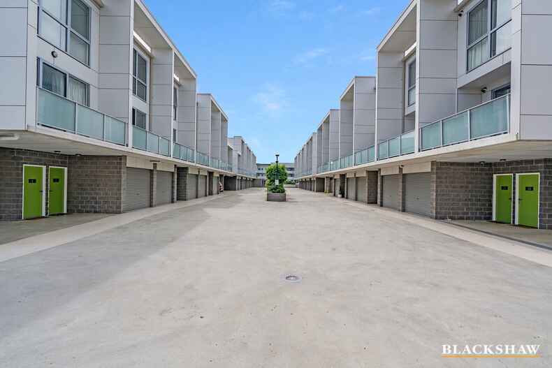 6/815 Horse Park Drive Amaroo 6/815 Horse Park Drive Amaroo