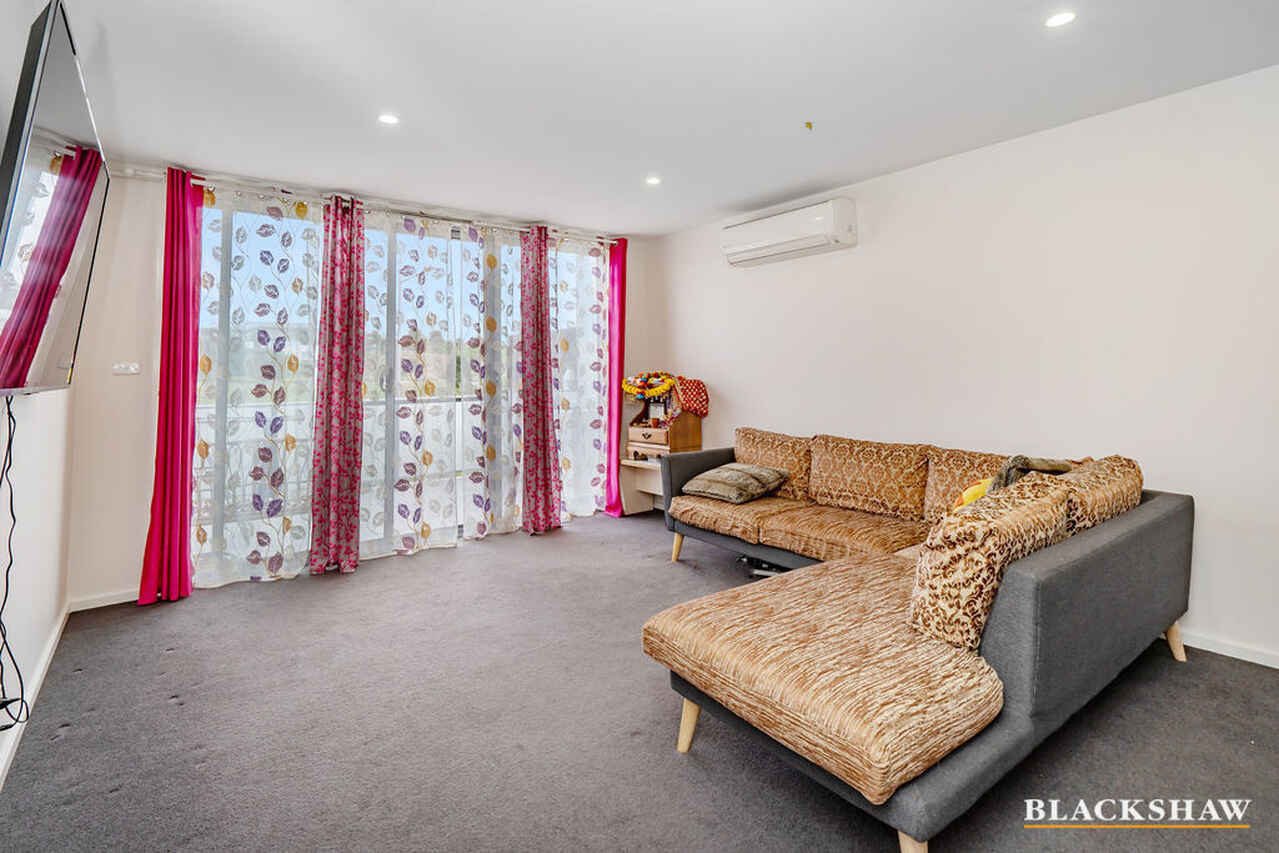6/815 Horse Park Drive Amaroo