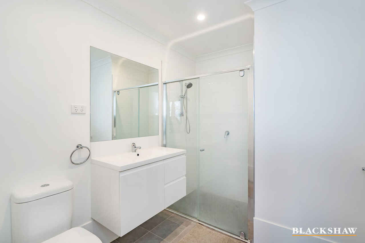 6/815 Horse Park Drive Amaroo