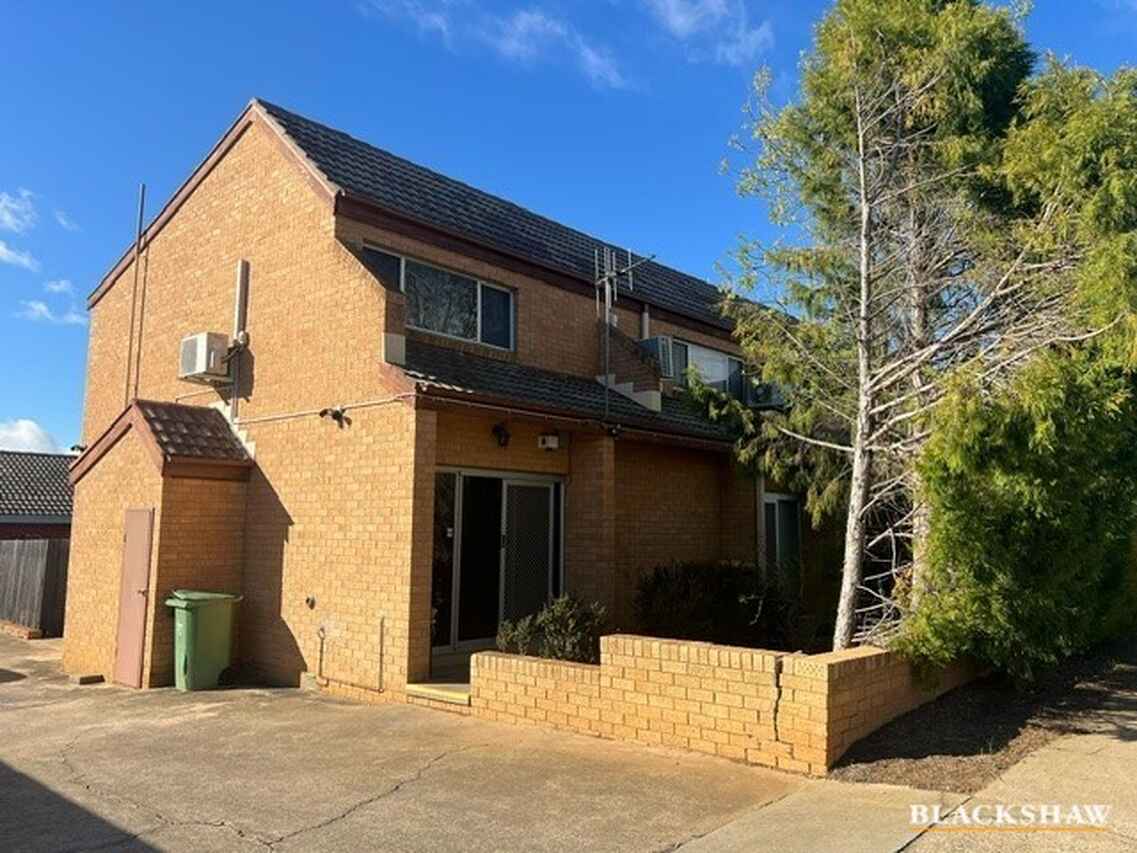 2/21 Morton Street Queanbeyan