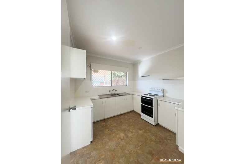 2/21 Morton Street Queanbeyan 2/21 Morton Street Queanbeyan