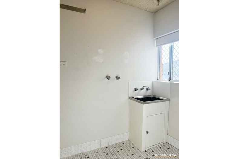 2/21 Morton Street Queanbeyan 2/21 Morton Street Queanbeyan