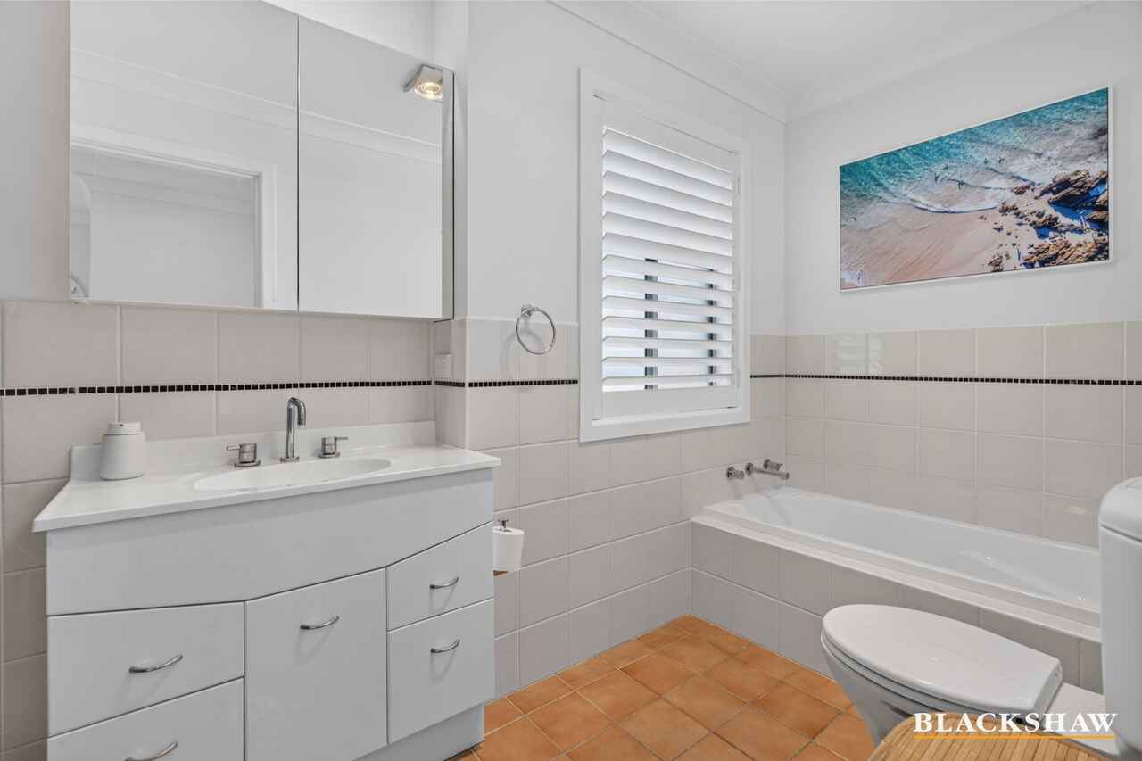 1/1A Myamba Parade Surfside