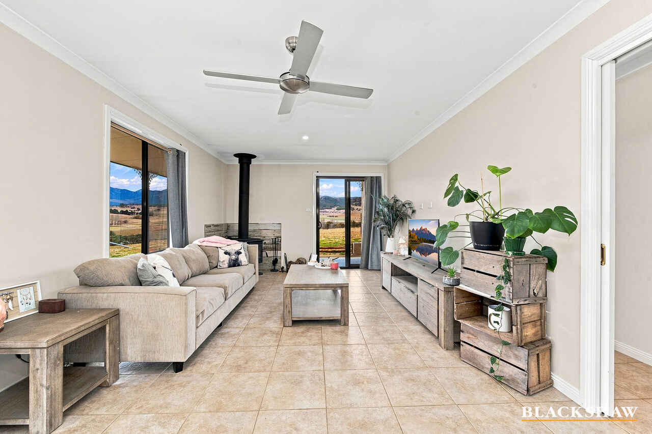 496 Micalago Road Michelago