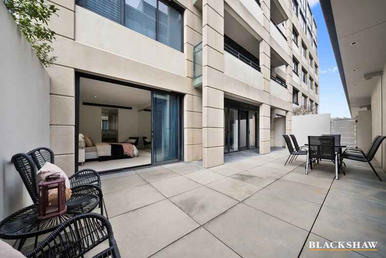 6/7 Sydney Avenue  Barton