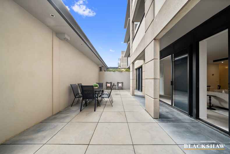 6/7 Sydney Avenue  Barton