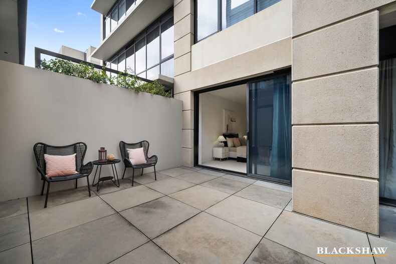 6/7 Sydney Avenue  Barton