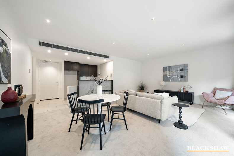 6/7 Sydney Avenue  Barton