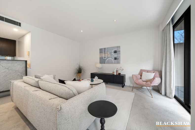 6/7 Sydney Avenue  Barton