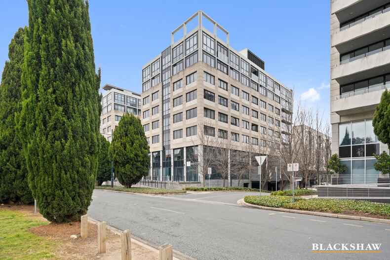 6/7 Sydney Avenue  Barton