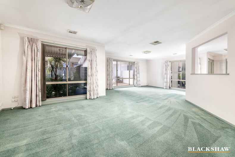 26 Loureiro Street Conder