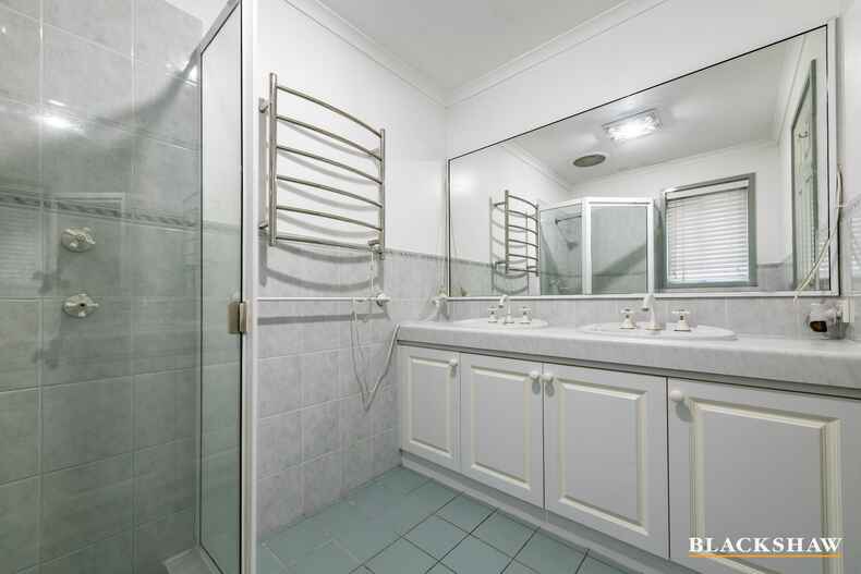 26 Loureiro Street Conder