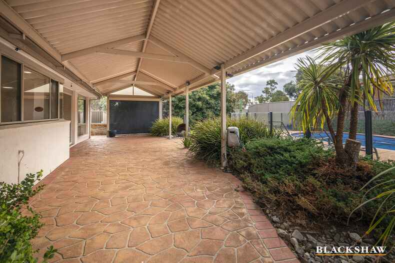 26 Loureiro Street Conder