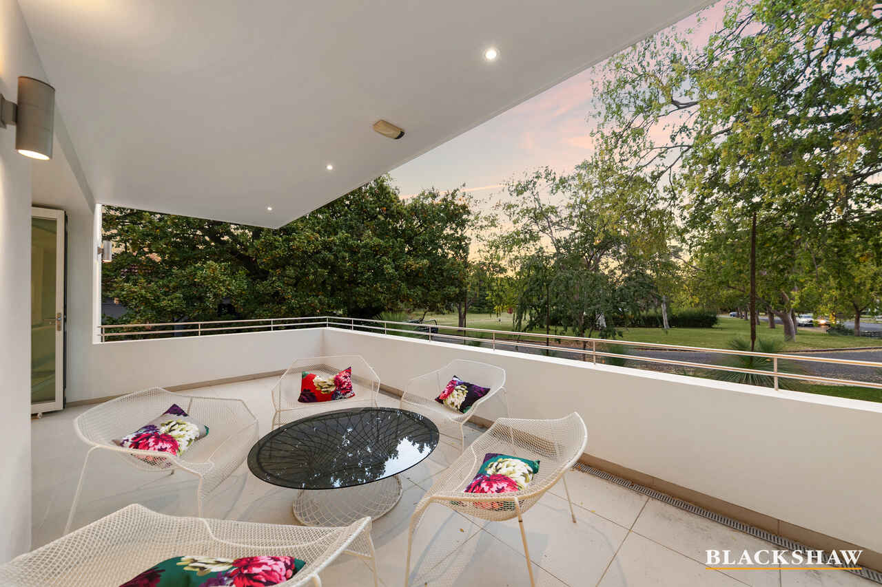 15 Wells Gardens Griffith