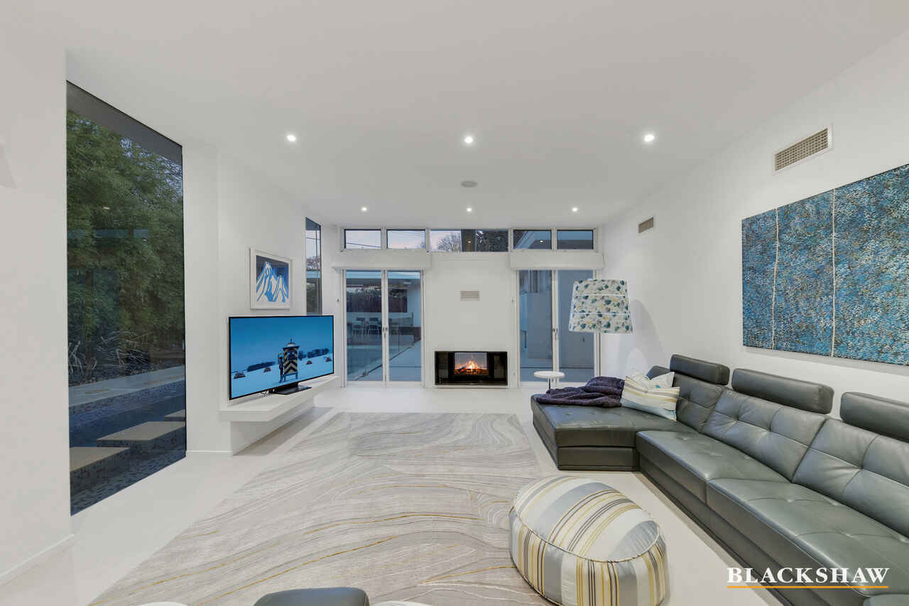 15 Wells Gardens Griffith