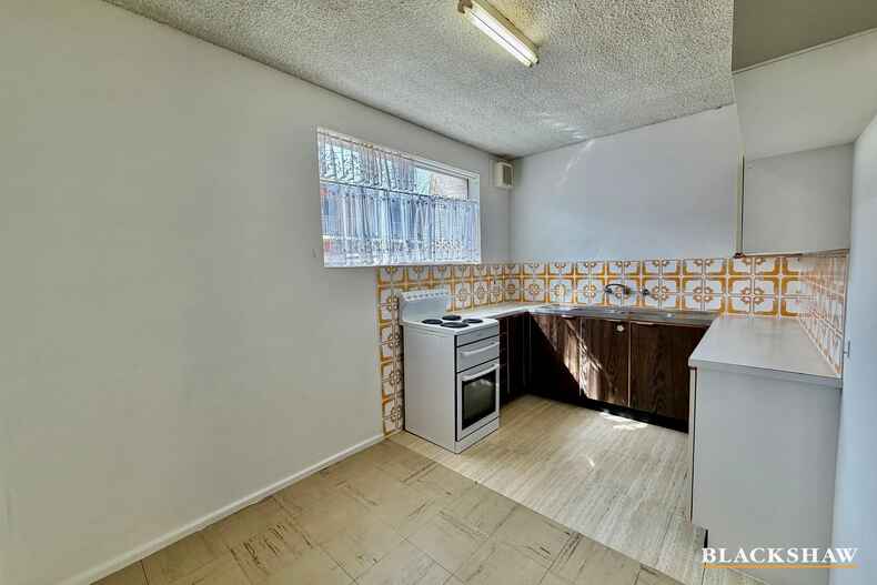 3/8 Yarrow Street Queanbeyan