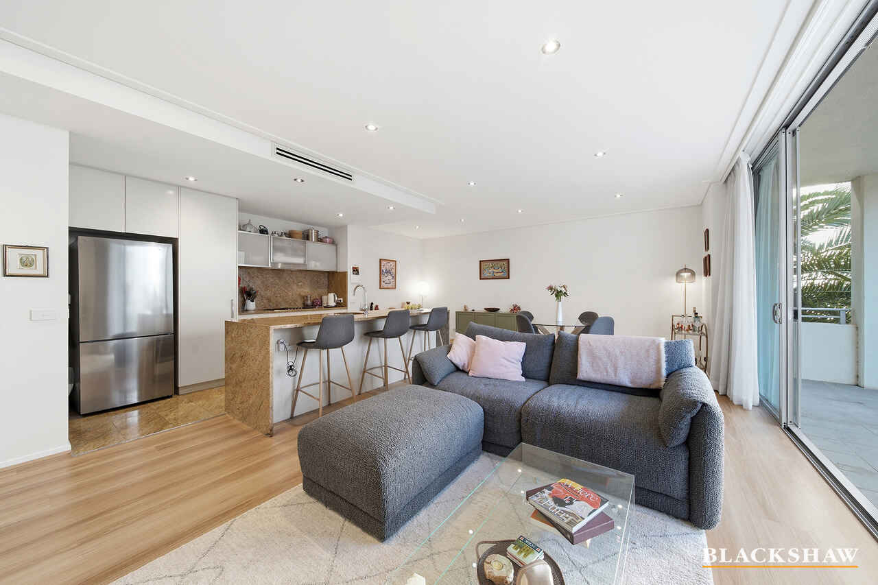 77/15 Coranderrk Street City